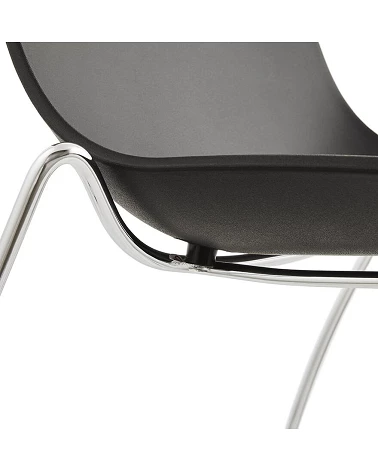 Chaise Design 'TIKADA" Noire en matiere plastique